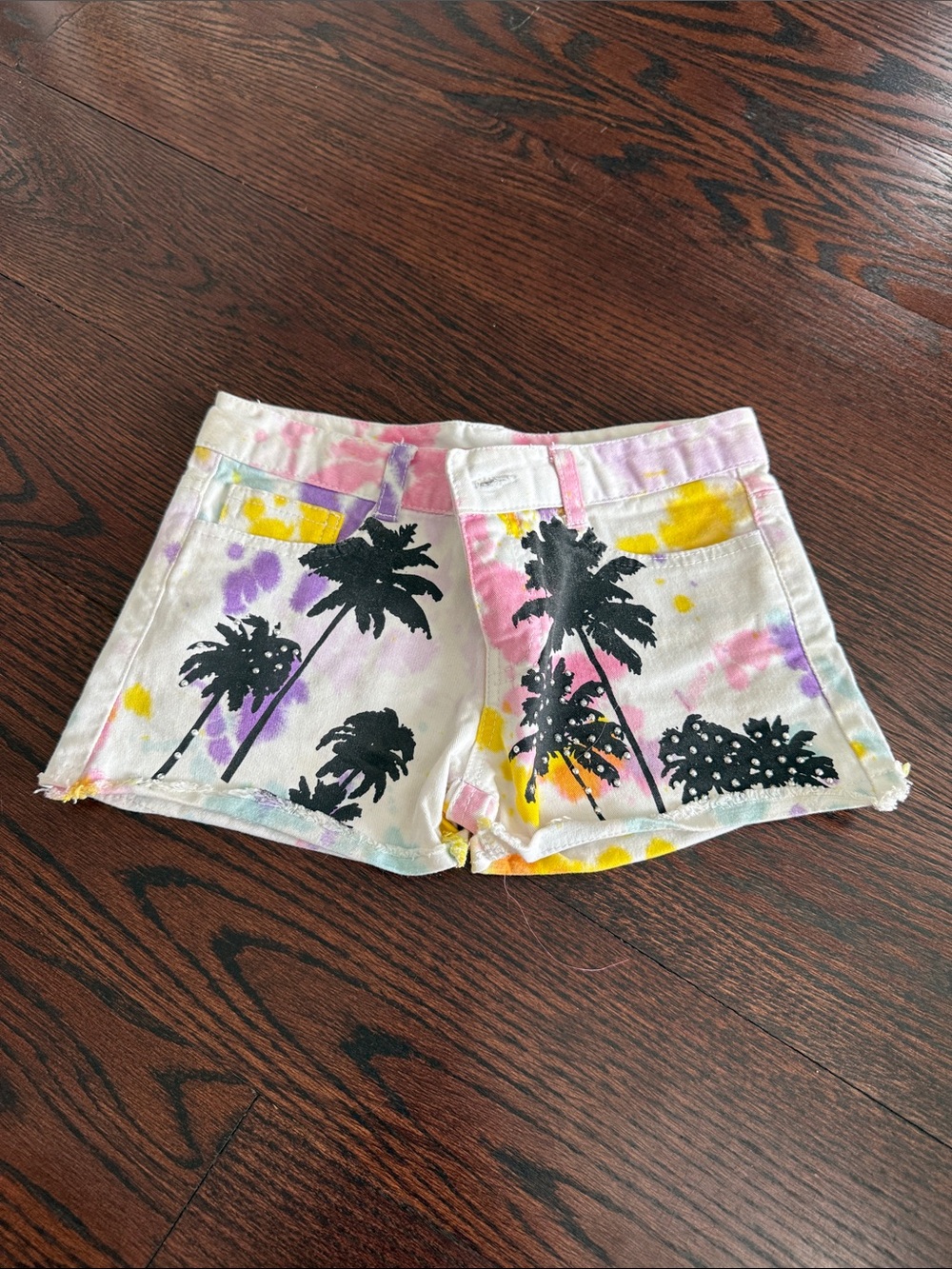 Flowers by Zoe White Tie-Dye Palm Tree Print Girls Shorts